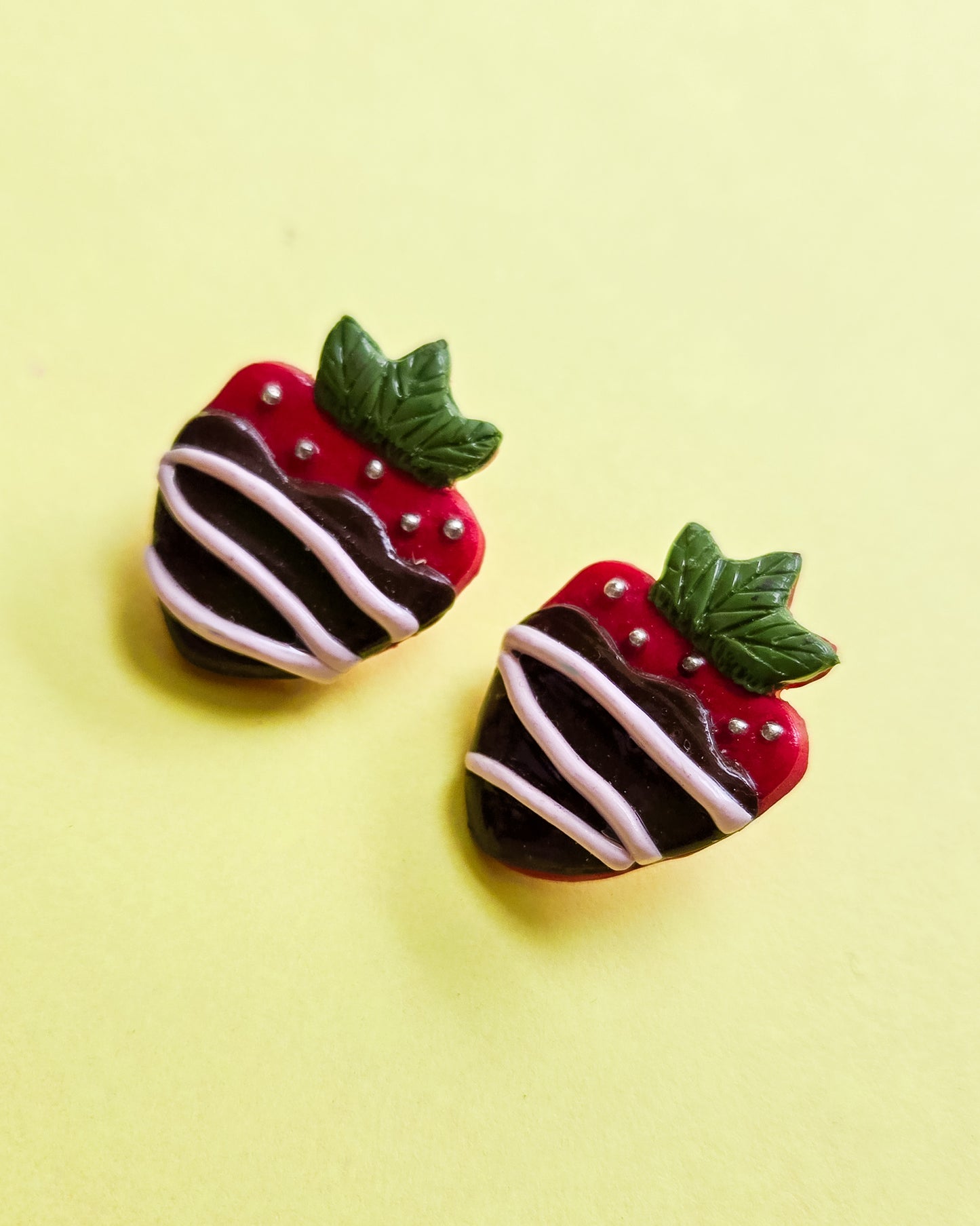 Chocolate Covered Strawberry Studs